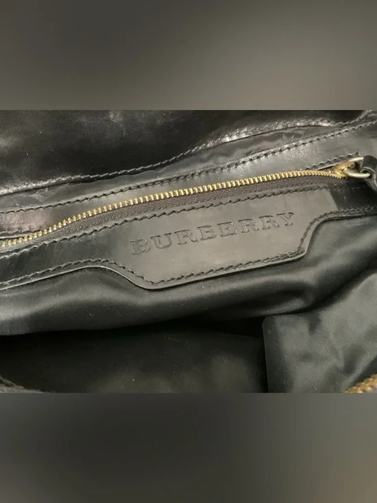 Burberry bags - Picture 12 of 15
